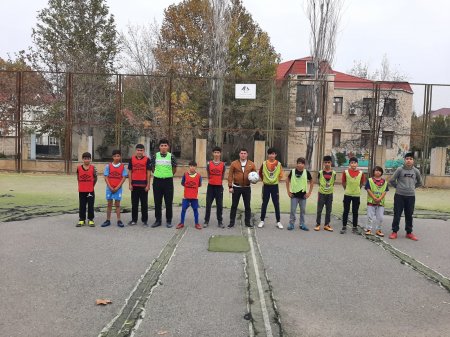 Yevlax rayon Uşaq Gənclər İdman Şahmat Məktəbində "8 Noyabr Zəfər Günü"nə həsr olunmuş şahmat və futbol birinciliyi keçirilib.