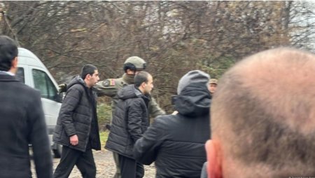 İki Azərbaycanlı hərbçi erməni əsirliyindən azad edildi. VİDEO