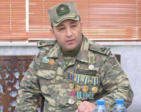 Vətən müharibəsi iştirakçısı, istefada olan mayor Bayram Hüseynov: "Ölkə başçısı yeni yaşını Müzəffər Ali Baş Komandan kimi qarşılayır" Vətən müharibəsi iştirakçısı, istefada olan mayor Bayram Hüseynov: "Ölkə başçısı yeni yaşını Müzəffər Ali Baş Komandan kimi qarşılayır"