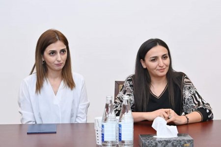 Elm və təhsil naziri Göyçayda vətəndaşları qəbul edib Elm və təhsil naziri Göyçayda vətəndaşları qəbul edib