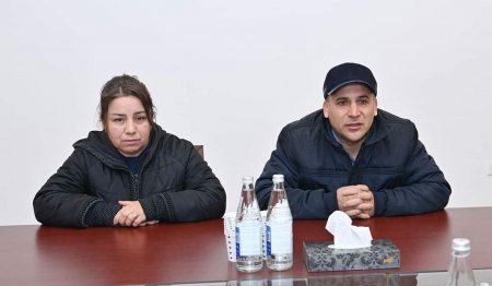 Elm və təhsil naziri Göyçayda vətəndaşları qəbul edib Elm və təhsil naziri Göyçayda vətəndaşları qəbul edib