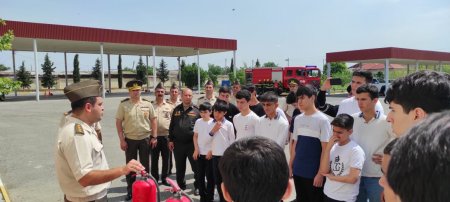 FHN-in Aran Regional Mərkəzi məktəblilər üçün “açıq qapı günü” keçirib. VİDEO FHN-in Aran Regional Mərkəzi məktəblilər üçün “açıq qapı günü” keçirib. VİDEO