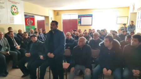 Yevlax Şəhər İcra Hakimiyyətinin Başçısı Anar Tağıyev rayonun Səmədabad kənd sakinləri ilə görüş keçirib Yevlax Şəhər İcra Hakimiyyətinin Başçısı Anar Tağıyev rayonun Səmədabad kənd sakinləri ilə görüş keçirib