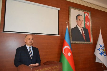 Tərtərdə 31 Mart - Azərbaycanlıların Soyqırımı Gününə həsr olunmuş "dəyirmi masa" keçirilib Tərtərdə 31 Mart - Azərbaycanlıların Soyqırımı Gününə həsr olunmuş "dəyirmi masa" keçirilib