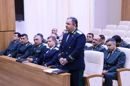 Xanlar Vəliyevin səlahiyyət müddətinin başa çatması ilə əlaqədar tədbir keçirilib Xanlar Vəliyevin səlahiyyət müddətinin başa çatması ilə əlaqədar tədbir keçirilib