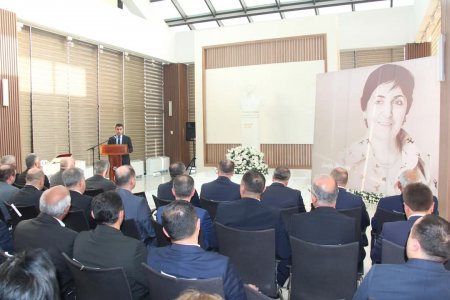 Yevlaxda görkəmli elm xadimi Zərifə xanım Əliyevanın əziz xatirəsi anılıb