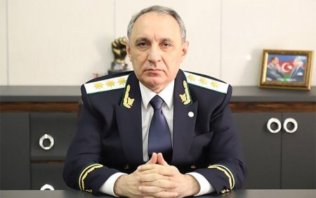 Yevlaxın prokuroru yenidən eyni vəzifəyə təyin edilib