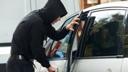 Avtomobil qaçırıb taksi fəaliyyəti ilə məşğul olan şəxs saxlanıldı