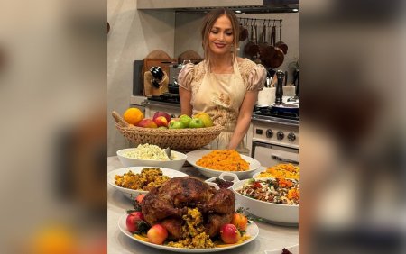 Cennifer Lopez Şükran günün belə qeyd etdi - Fotolar