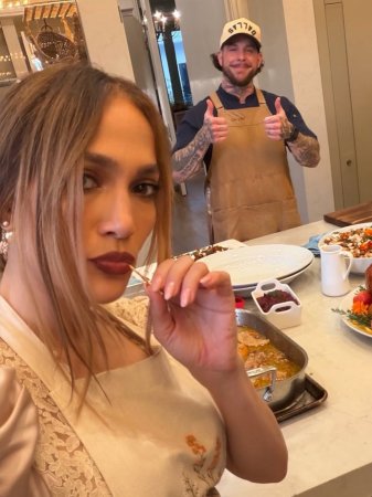 Cennifer Lopez Şükran günün belə qeyd etdi - Fotolar
