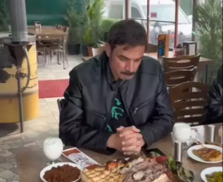 Məşhur aktyorun son halı kədərləndirdi - Foto