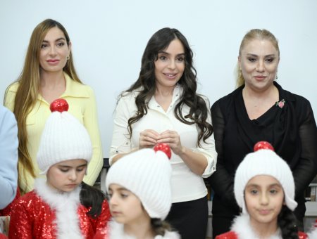 Prezident ailəsi “Azərbaycan dili” platformasının təqdimat mərasimində - Fotolar