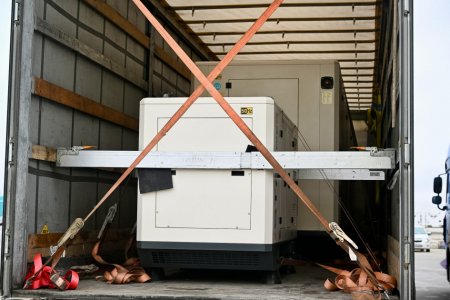 Azərbaycan Ukraynaya 1 milyonluq yardım göndərdi - Fotolar