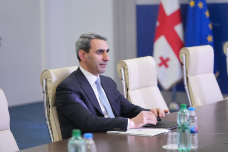 Bakı-Tbilisi-Qars dəmir yolunun təhvil-təslim aktının imzalanması müzakirə olundu