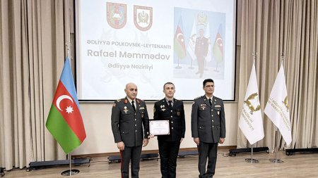 "Strateji araşdırmalar və dövlət müdafiəsini idarəetmə akademik kursu"nun buraxılış mərasimi keçirildi