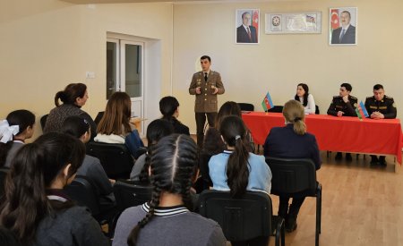 FHN silsilə maarifləndirmə tədbirləri keçirdi - Fotolar