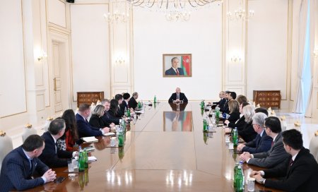 Prezident bu şirkətlərin rəhbərlərini qəbul etdi - Fotolar