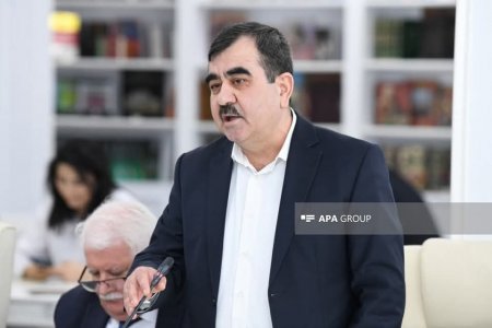 "Medianın dili elmi müzakirə müstəvisində" - Mətbuat Şurası və AMEA birgə toplantı keçirib