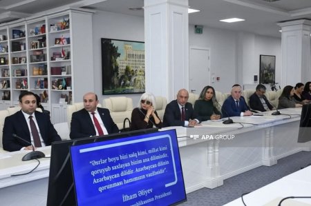 "Medianın dili elmi müzakirə müstəvisində" - Mətbuat Şurası və AMEA birgə toplantı keçirib