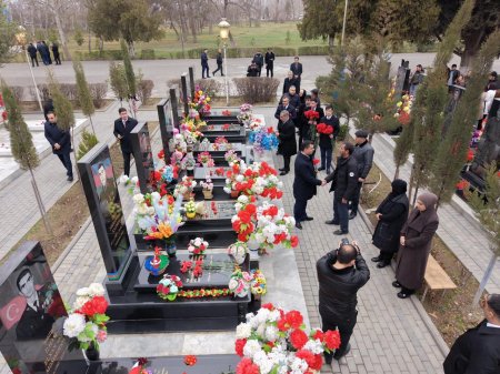 Yevlaxda Xocalı soyqırımının 34-cü ildönümü münasibətilə tədbir keçirilib. FOTOLAR