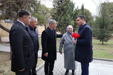 Yevlaxda Xocalı soyqırımının 34-cü ildönümü münasibətilə tədbir keçirilib. FOTOLAR