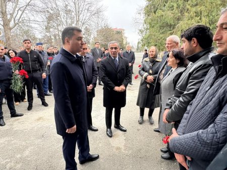 Yevlaxda Xocalı soyqırımının 34-cü ildönümü münasibətilə tədbir keçirilib. FOTOLAR