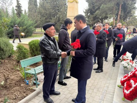 Yevlaxda Xocalı soyqırımının 34-cü ildönümü münasibətilə tədbir keçirilib. FOTOLAR