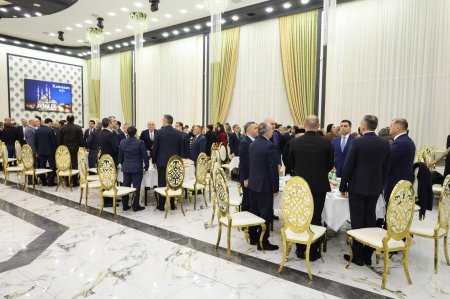 Yevlaxda iftar süfrəsi təşkil olunub. FOTOLAR