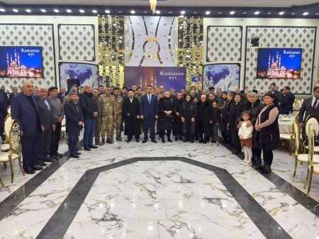 Yevlaxda iftar süfrəsi təşkil olunub. FOTOLAR