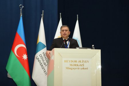 Ailə institutunda dəyişən rollar və psixoloji transformasiya: Mingəçevir Dövlət Universitetində psixologiyaya həsr edilmiş konfrans çərçivəsində panel müzakirələr keçirilib