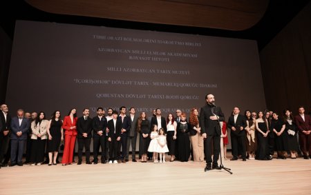 Prezidentin qızı və gəlini film təqdimatında