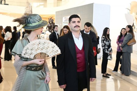 Prezidentin qızı və gəlini film təqdimatında
