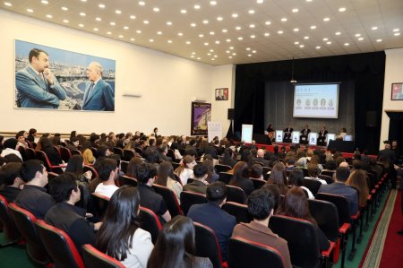 Müasir Azərbaycan dövlətinin memarı” mövzusunda konfrans keçirilib
