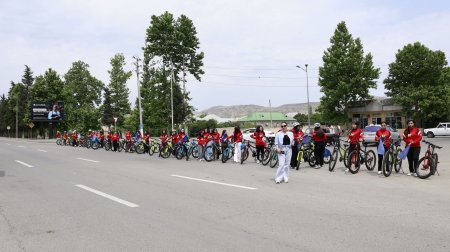 MDU-nun qızları WUF13 çərçivəsində veloyürüşünə qoşulublar - FOTOLAR