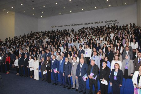 Mingəçevir Dövlət Universitetində “Dil, təhsil və tədqiqat sahəsində müasir problemlər” mövzusunda beynəlxalq konfrans keçirilib