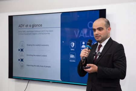 ADY-nin WUF13-də birinci infosessiyası keçirildi - FOTO