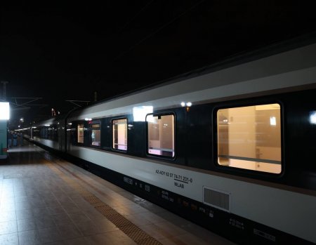 Tbilisi qatarının ilk sərnişinləri arasında - Cavid Qurbanov da var+Fotolar