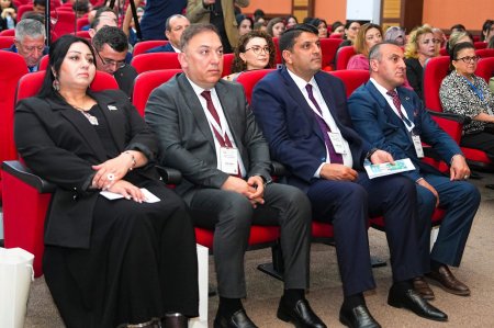  Naxçıvan Dövlət Universitetinin və Mingəçevir Dövlət Universitetinin birgə təşkilatçılığı  ilə Naxçıvanda I Beynəlxalq Mədəni İrs və Dayanıqlı Turizm Konfransı keçirilib. FOTOLAR