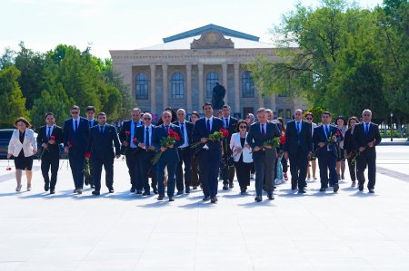  Naxçıvan Dövlət Universitetinin və Mingəçevir Dövlət Universitetinin birgə təşkilatçılığı  ilə Naxçıvanda I Beynəlxalq Mədəni İrs və Dayanıqlı Turizm Konfransı keçirilib. FOTOLAR