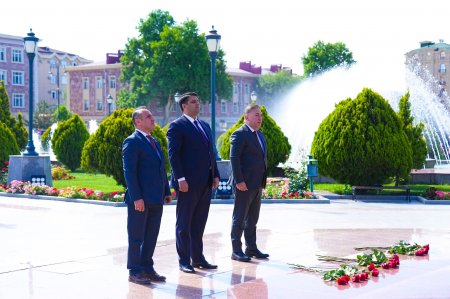  Naxçıvan Dövlət Universitetinin və Mingəçevir Dövlət Universitetinin birgə təşkilatçılığı  ilə Naxçıvanda I Beynəlxalq Mədəni İrs və Dayanıqlı Turizm Konfransı keçirilib. FOTOLAR