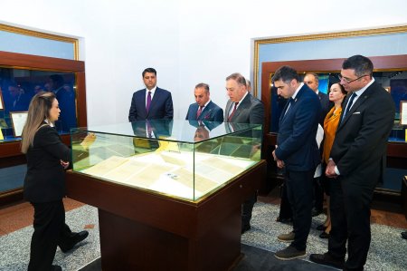  Naxçıvan Dövlət Universitetinin və Mingəçevir Dövlət Universitetinin birgə təşkilatçılığı  ilə Naxçıvanda I Beynəlxalq Mədəni İrs və Dayanıqlı Turizm Konfransı keçirilib. FOTOLAR