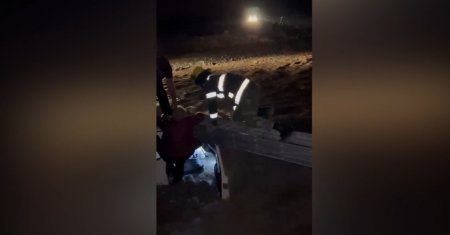 İsmayıllıda sel axını “Niva”nı çayda saxladı: 5 nəfər xilas olundu İsmayıllıda sel axını “Niva”nı çayda saxladı: 5 nəfər xilas olundu