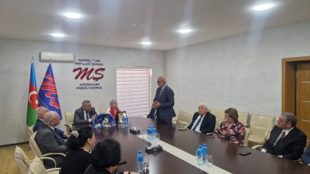 Əməkdar jurnalist Əminə Yusifqızının 75 illik yubileyi qeyd olunub. FOTOLAR