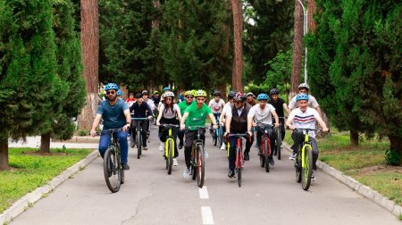 Mingəçevir Dövlət Universitetinin tələbələri Ümumdünya Velosiped Günündə veloyürüşə qoşuldular