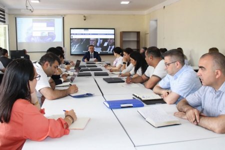 Mingəçevir Dövlət Universitetində struktur bölmə rəhbərləri və əməkdaşlarla görüş keçirilib. FOTOLAR