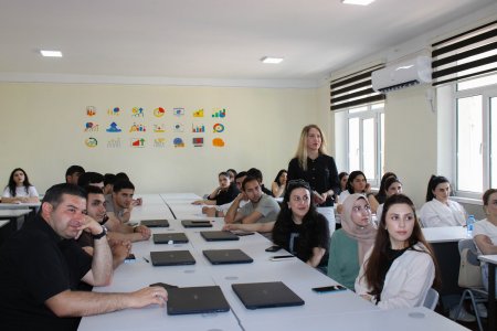 Mingəçevir Dövlət Universitetinin qiyabi formada təhsil alan tələbələri Malayziya və Almaniyada təhsil imkanları barədə məlumatlandırılıb Mingəçevir Dövlət Universitetinin qiyabi formada təhsil alan tələbələri Malayziya və Almaniyada təhsil imkanları barədə məlumatlandırılıb