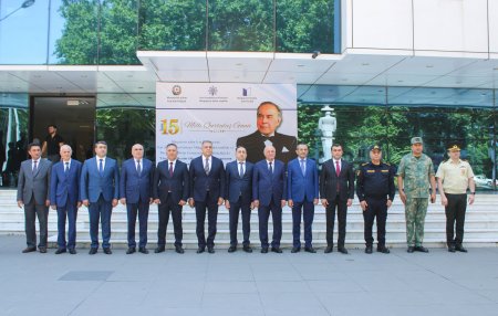 Milli Qurtuluşdan müasir zəfərlərə: Mingəçevirdə Ulu Öndər Heydər Əliyevin siyasi irsinə həsr olunan konfrans keçirilib Milli Qurtuluşdan müasir zəfərlərə: Mingəçevirdə Ulu Öndər Heydər Əliyevin siyasi irsinə həsr olunan konfrans keçirilib