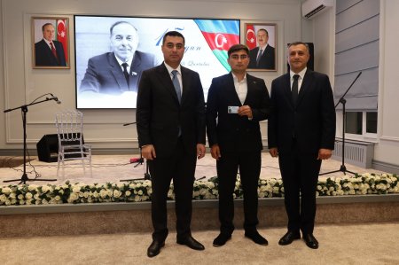 Yevlaxda 15 İyun – Milli Qurtuluş Gününə həsr olunmuş tədbir keçirilib. FOTOLAR Yevlaxda 15 İyun – Milli Qurtuluş Gününə həsr olunmuş tədbir keçirilib. FOTOLAR