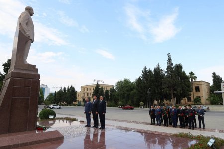 Yevlaxda 15 İyun – Milli Qurtuluş Gününə həsr olunmuş tədbir keçirilib. FOTOLAR Yevlaxda 15 İyun – Milli Qurtuluş Gününə həsr olunmuş tədbir keçirilib. FOTOLAR