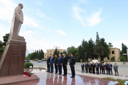 Yevlaxda 15 İyun – Milli Qurtuluş Gününə həsr olunmuş tədbir keçirilib. FOTOLAR Yevlaxda 15 İyun – Milli Qurtuluş Gününə həsr olunmuş tədbir keçirilib. FOTOLAR